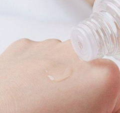 BI Kojic Dipalmitate